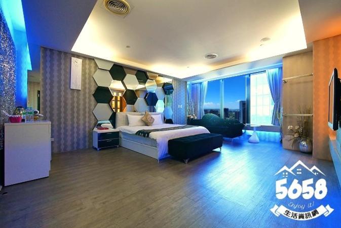 85旅行家 Apartment เกาสง ภายนอก รูปภาพ