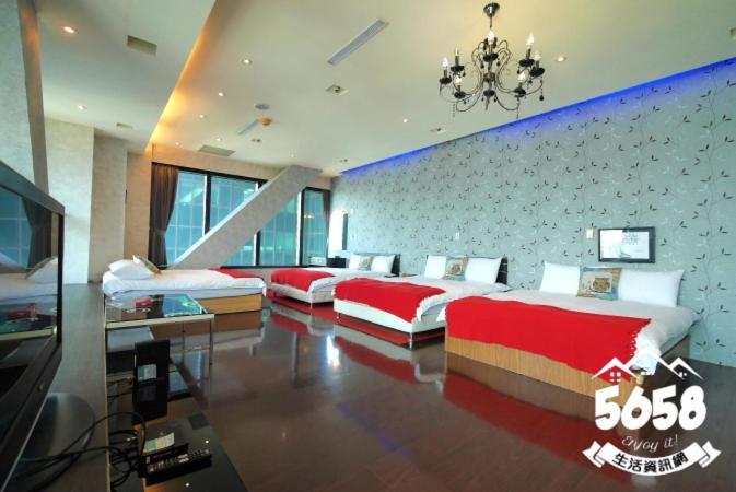 85旅行家 Apartment เกาสง ภายนอก รูปภาพ